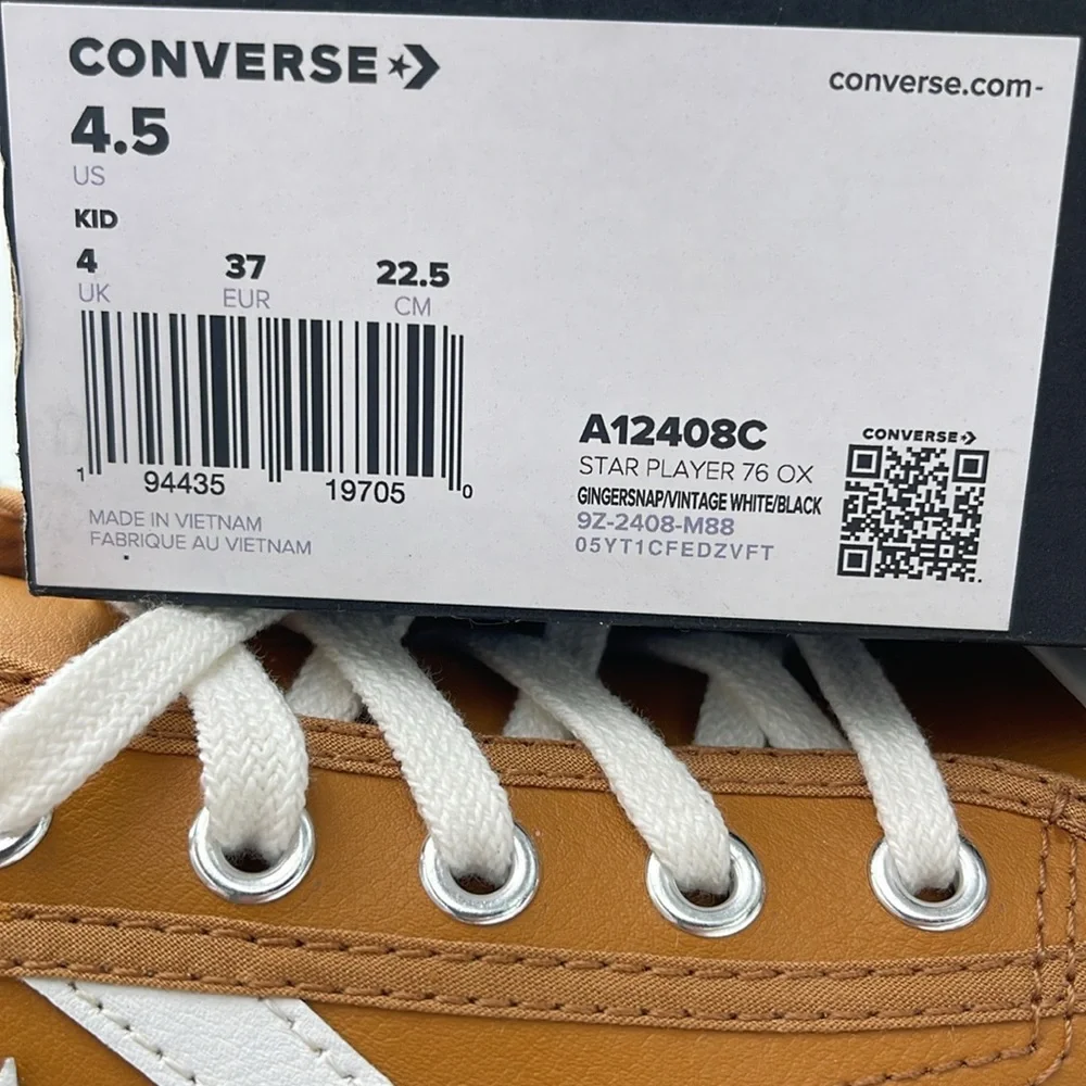 Converse WMNS 'Sneakers A12408C
STAR PLAYER 76 OX
GINGERSNAP/VINTAGE WHITE/BLACK - Picture 16 of 16